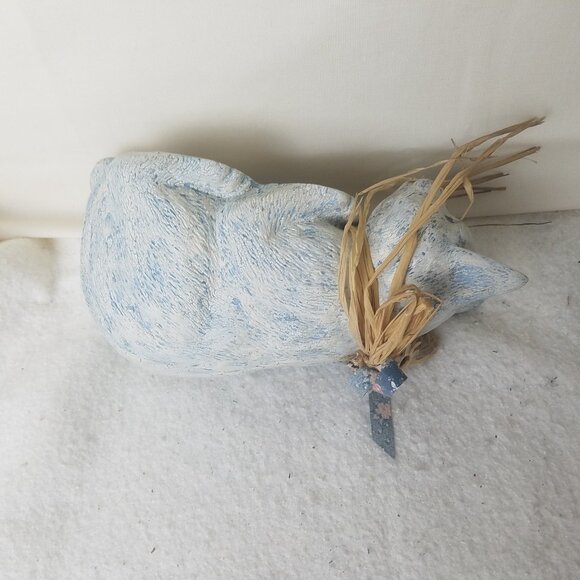 Cat Sitting On Shelf Looking Down vtg Ceramic blue with blue accents collar - Picture 6 of 10